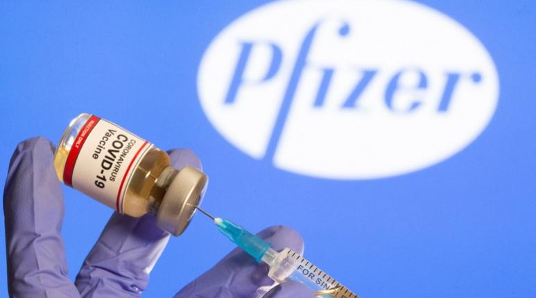 Omicron: le vaccin Pfizer/BioNTech "efficace" après trois doses, nouvelle formule …